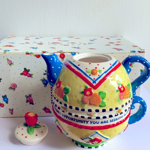 Mary Engelbreit Tea-for-one Set - Picture 6 of 7